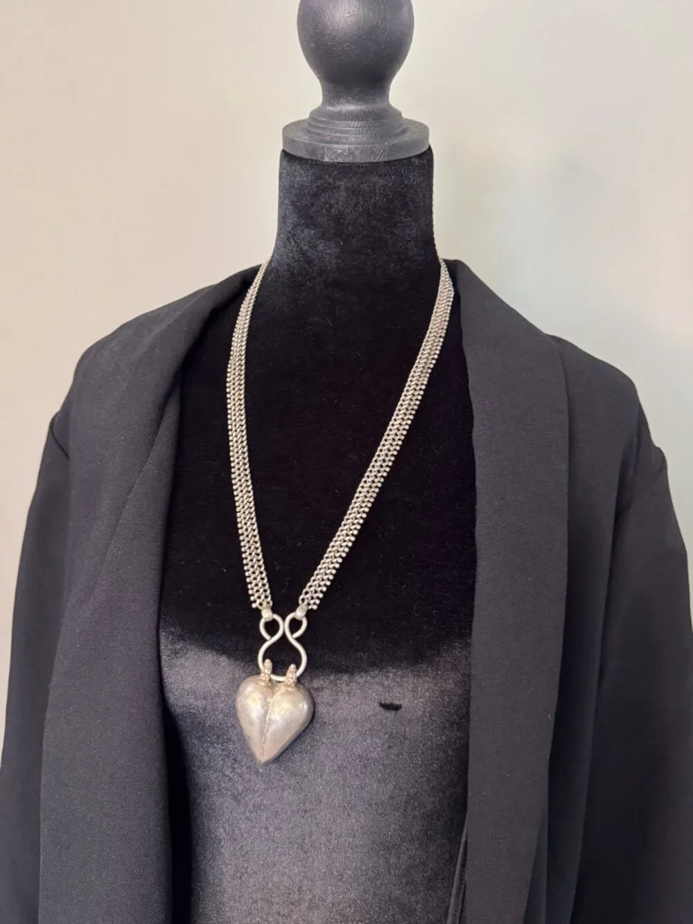 Vintage Tribal Puffy Heart Necklace Heavy Silver Tone Boho Statement 26" - Picture 2 of 7